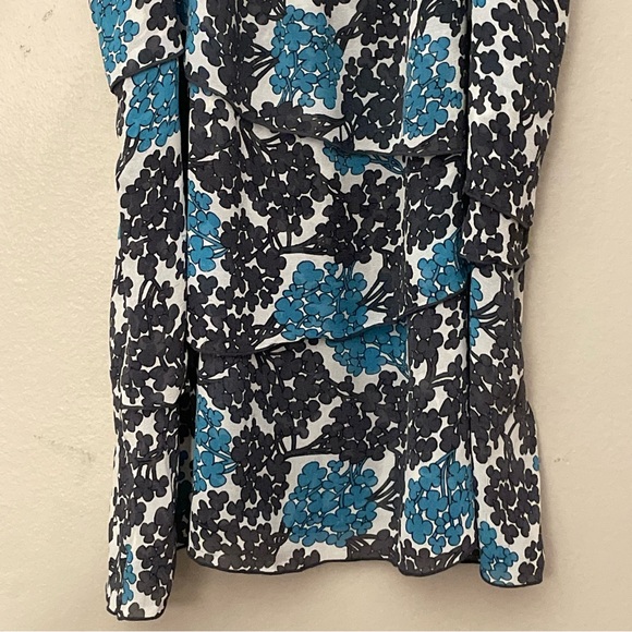 4/$10🎄Vintage Jacob Grey & Blue Floral 100% Silk Tiered Ruffle Camisole - Picture 6 of 11